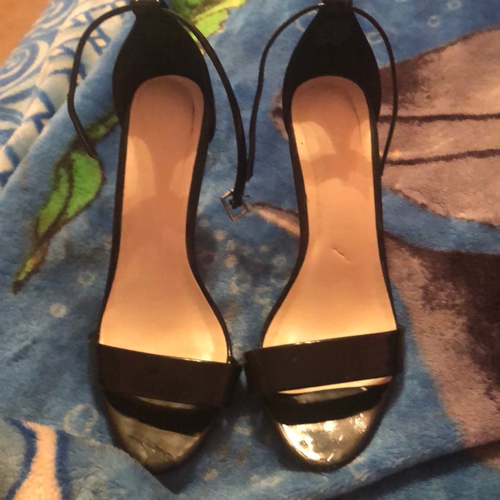 Heels they are very nice and I will clean them